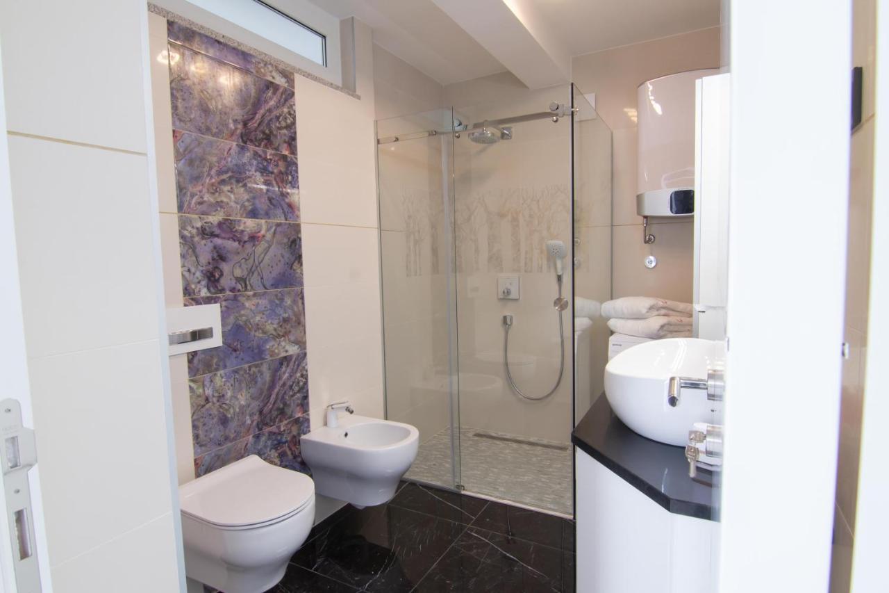 Apartman Paola Vrh  Dış mekan fotoğraf