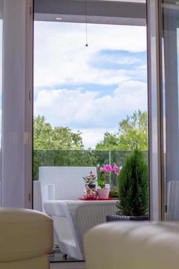 Apartman Paola Vrh  Dış mekan fotoğraf